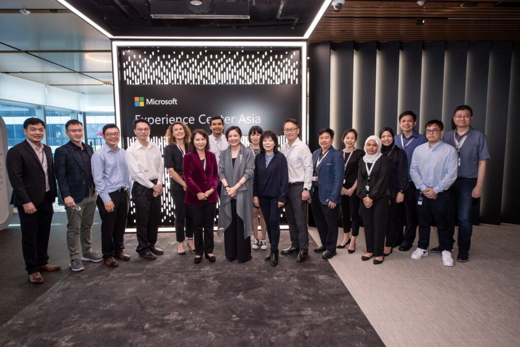 Microsoft Partners with ITE in Launching Asia’s First Datacenter ...