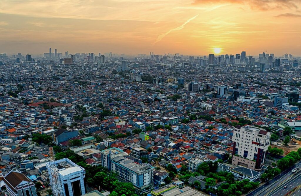 Microsoft secures 200 MW renewable energy to power Indonesian data centers