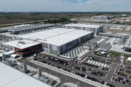 Microsoft’s US$ 3.3 billion Wisconsin data center goes live ahead of schedule