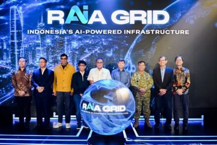 Arsari & Indosat launch Indonesia’s 86,000-km digital superhighway