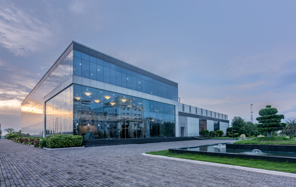 Waaree Green Data Centers spins up Aurovault and Sunstar entities