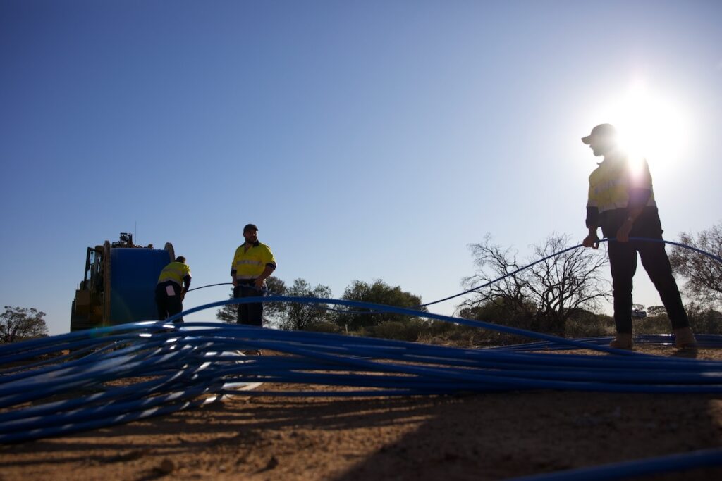 Vocus plans 4,000km Brisbane-Darwin fibre route