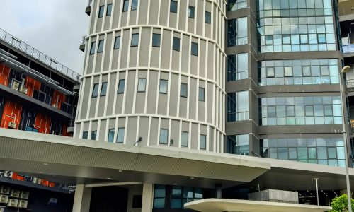 KL1 exterior image. Courtesy of Equinix